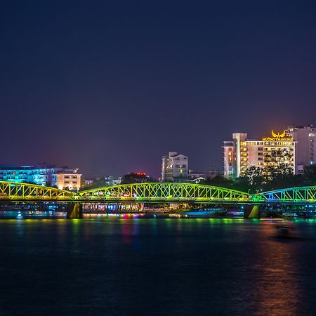 Muong Thanh Holiday Hue Hotel Екстер'єр фото
