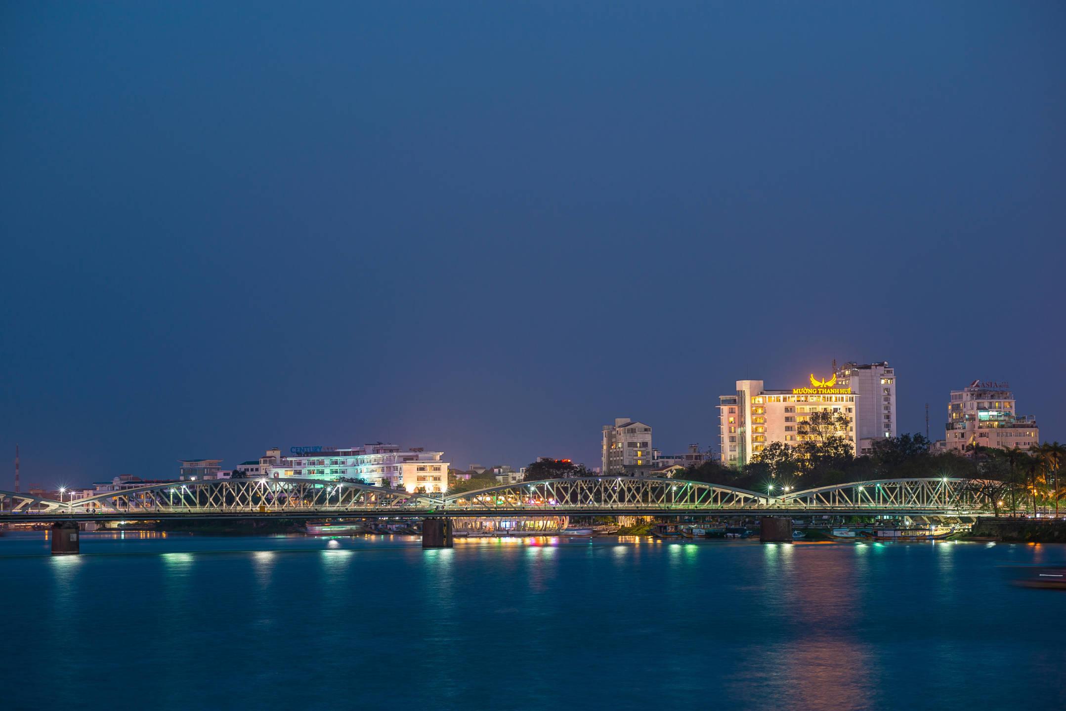 Muong Thanh Holiday Hue Hotel Екстер'єр фото
