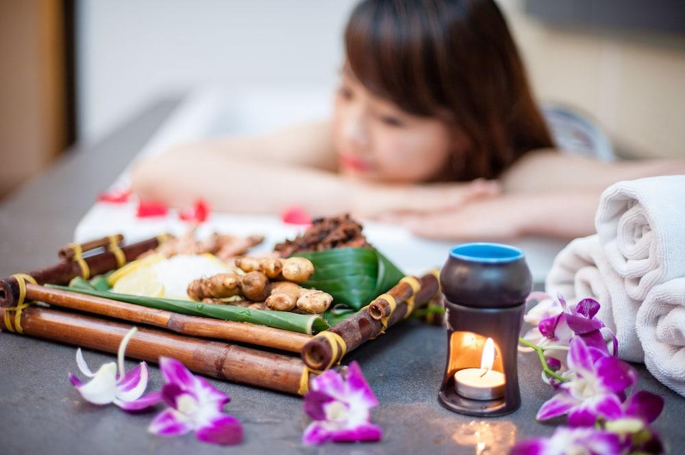 Muong Thanh Holiday Hue Hotel Екстер'єр фото
