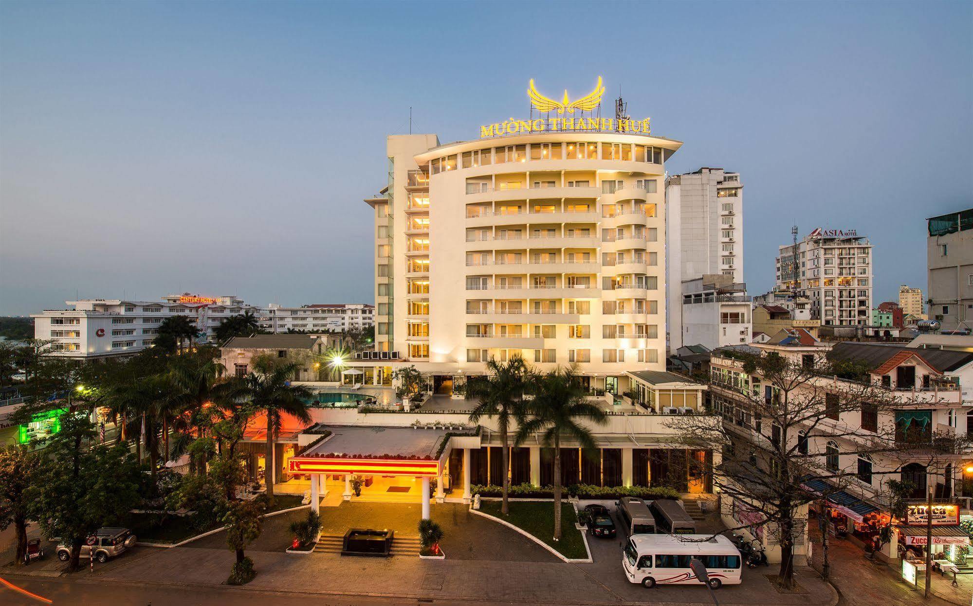 Muong Thanh Holiday Hue Hotel Екстер'єр фото