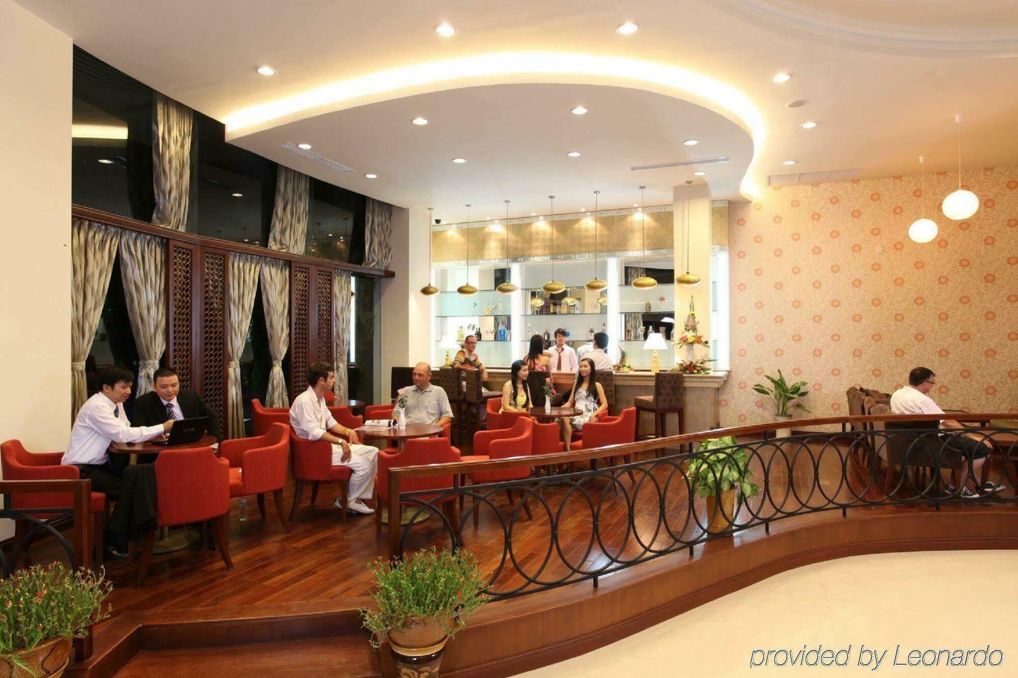 Muong Thanh Holiday Hue Hotel Екстер'єр фото