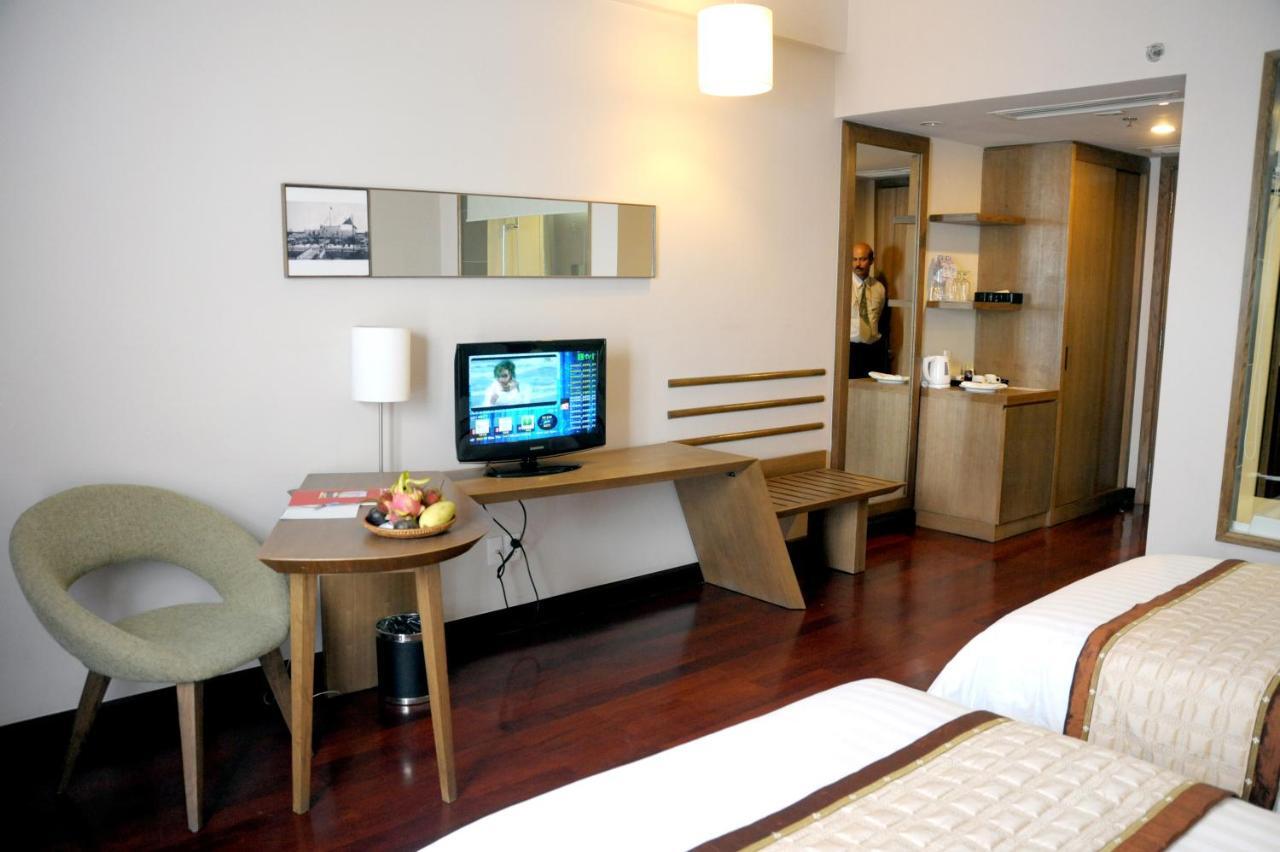 Muong Thanh Holiday Hue Hotel Екстер'єр фото
